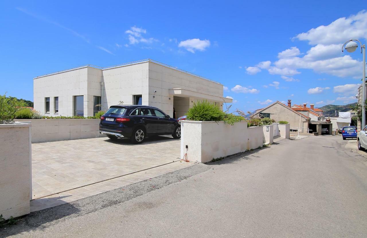 Апартаменты Abelia, Two Terraces, Hot Tub, Free Parking Дубровник Экстерьер фото